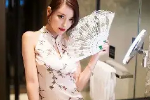 知名女网红翻车每天收入几万礼物却被曝光是AI生成的人物 知名女网红翻车每天收入几万礼物却被曝光是AI生成的人物